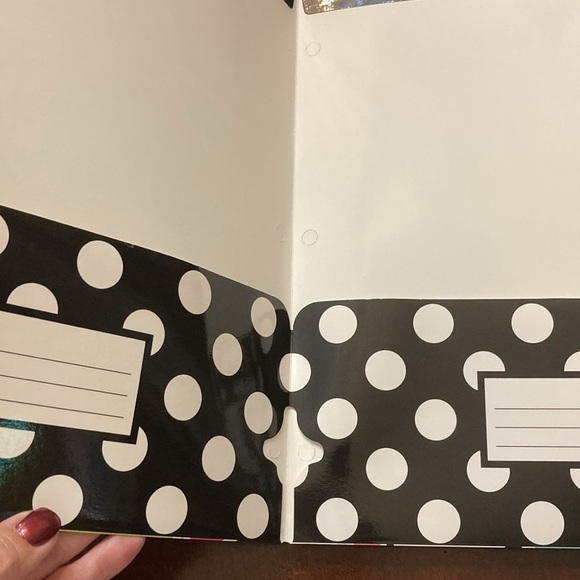 Set of 5 Studio C, “The Sugarland Collection” printed folders. - Picture 5 of 11